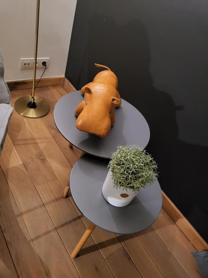 Sherlock'S Home - Guest House Namen Buitenkant foto