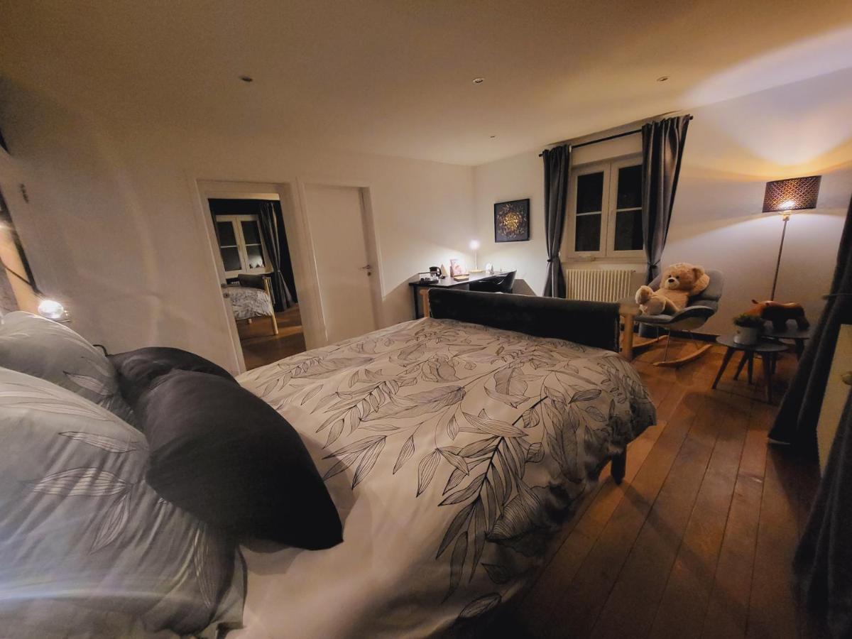 Sherlock'S Home - Guest House Namen Buitenkant foto